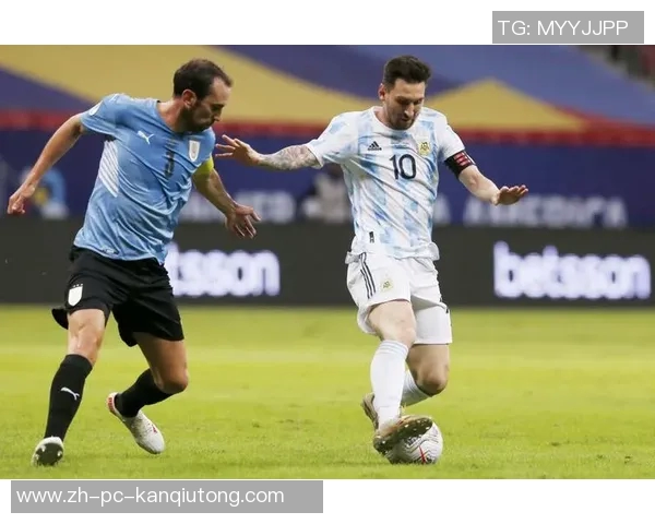 乌拉圭与阿根廷激战正酣足球盛宴引发球迷热情四溢